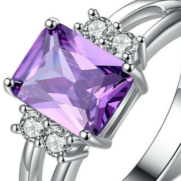 Purple Crystal Ring Size 6 - Picture 2 of 2